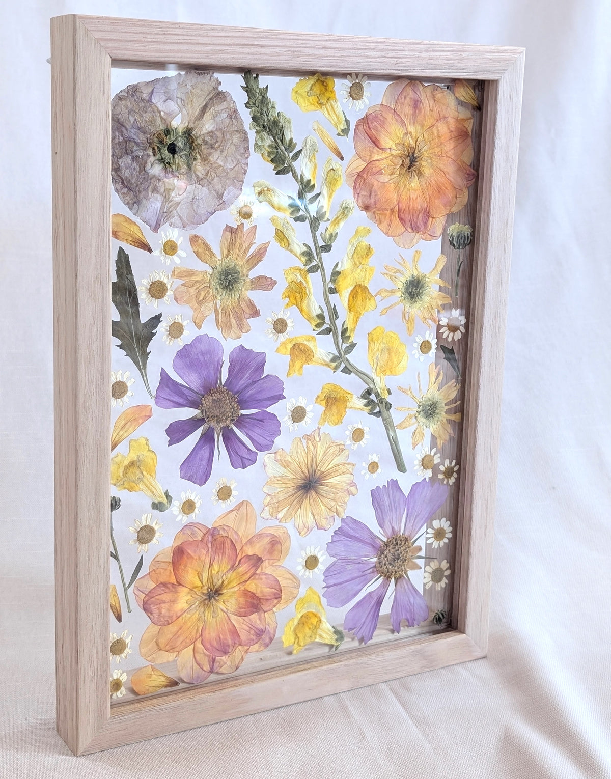 Petite Floating Frame